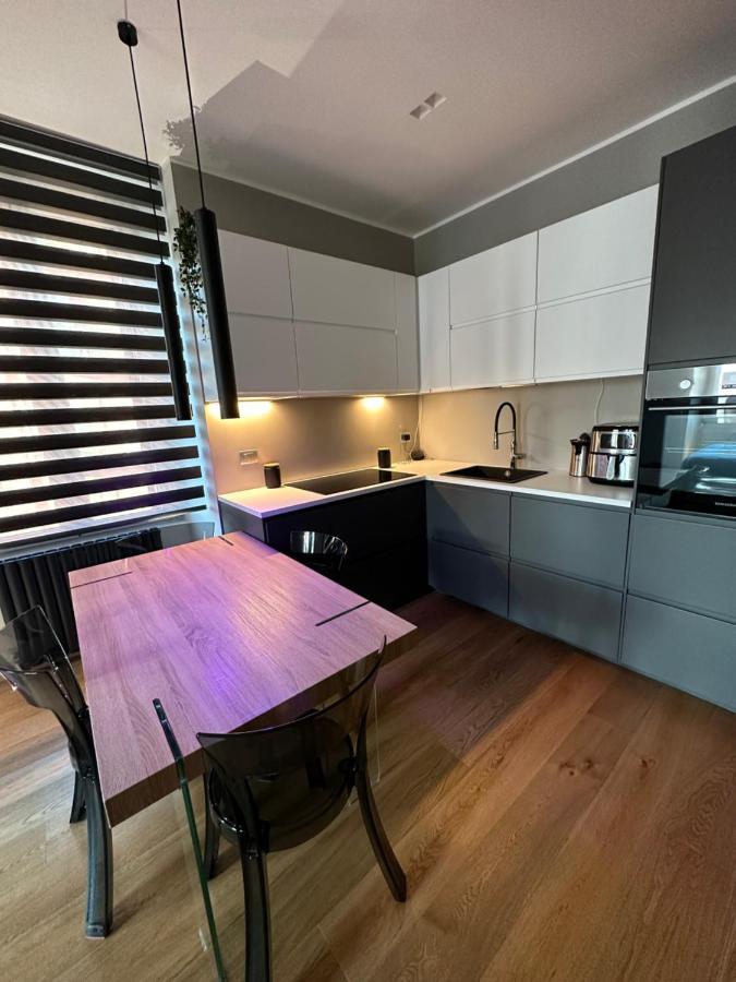 Lr Deluxe Apartments - Fondazione Prada - Metro M3 Milan Bagian luar foto