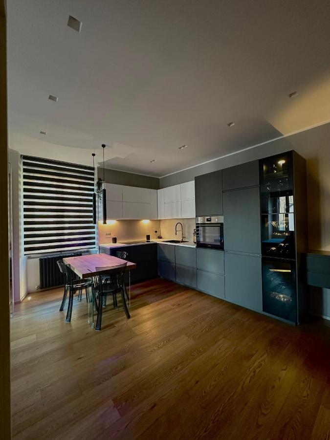 Lr Deluxe Apartments - Fondazione Prada - Metro M3 Milan Bagian luar foto